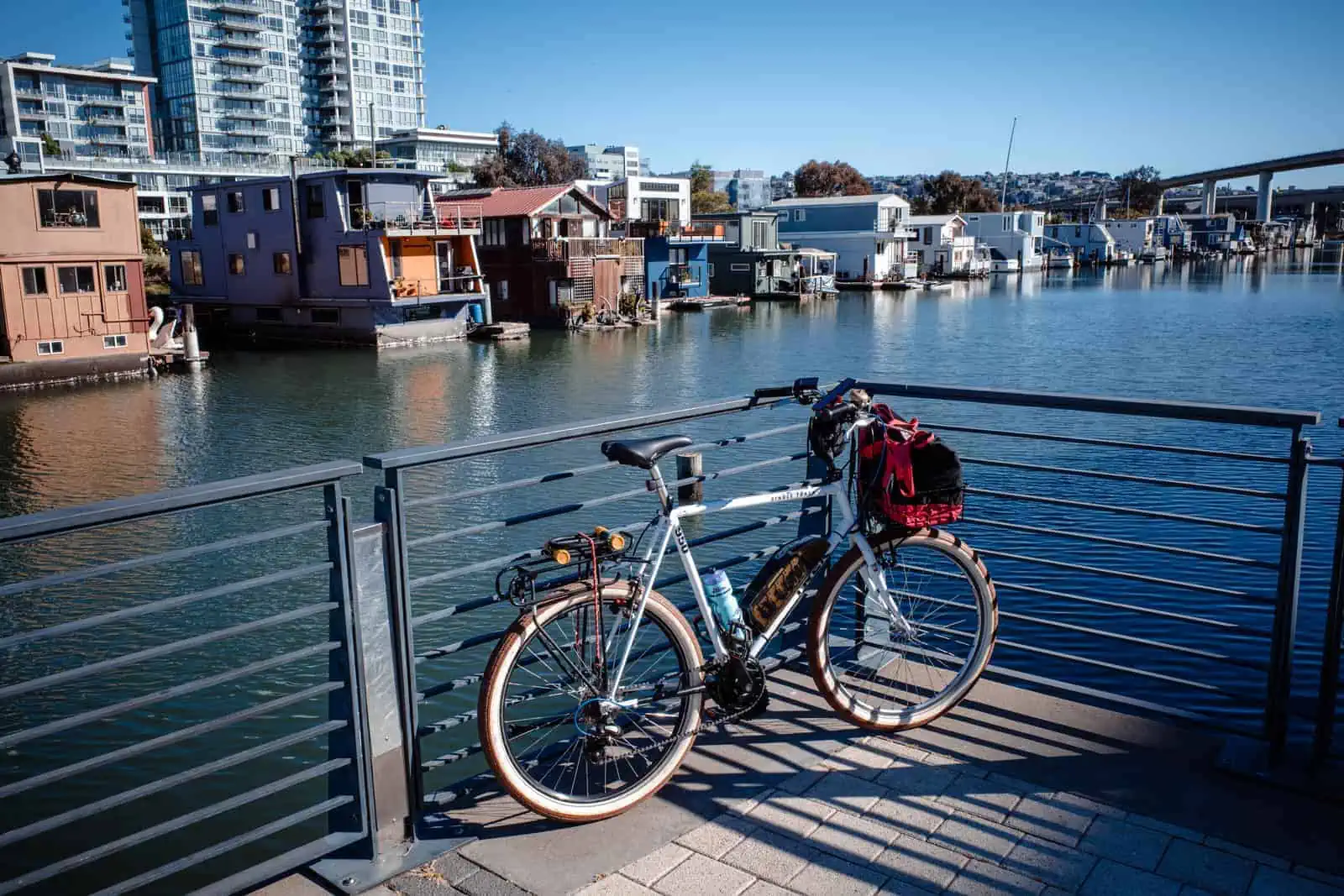 Sausalito Bike Tour From San Francisco 9 Colorful houseboats along sausalito waterfront e-bike tour stop