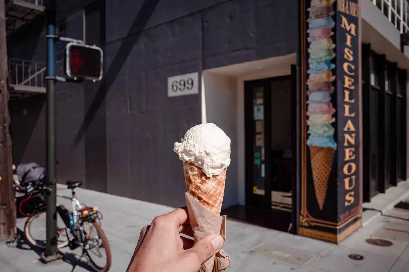 Sausalito Bike Tour From San Francisco 11 Local food stop on sausalito waterfront e-bike tour from san francisco