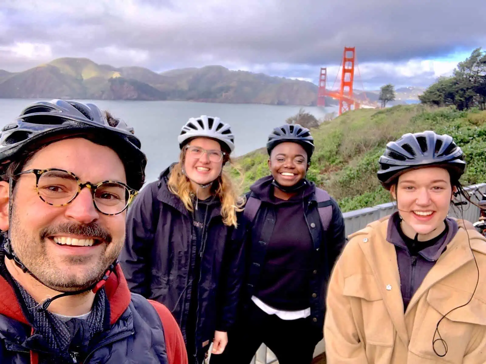 Dandyhorse sf bike tour group at golden gate bridge